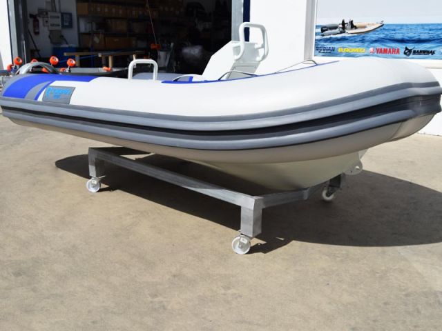 Subjetivo esculpir progenie Milbarcos.com - Zodiac Semirrígida Cobra 300 Alum PVC Ocasión en Chiclana  por 1860 € - año 2020